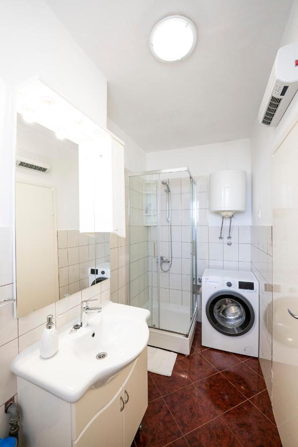 Apartment Suzy Zadar Bagian luar foto
